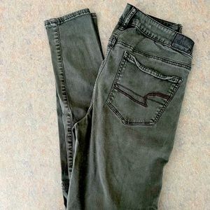 American Eagle Green Skinny Cargo Pants - Size 8 Extra Long
